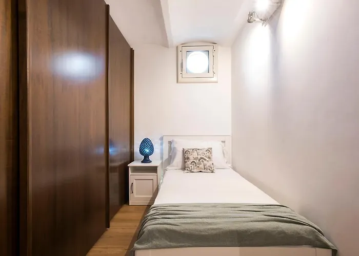 Casa Marchese Lucia Roma